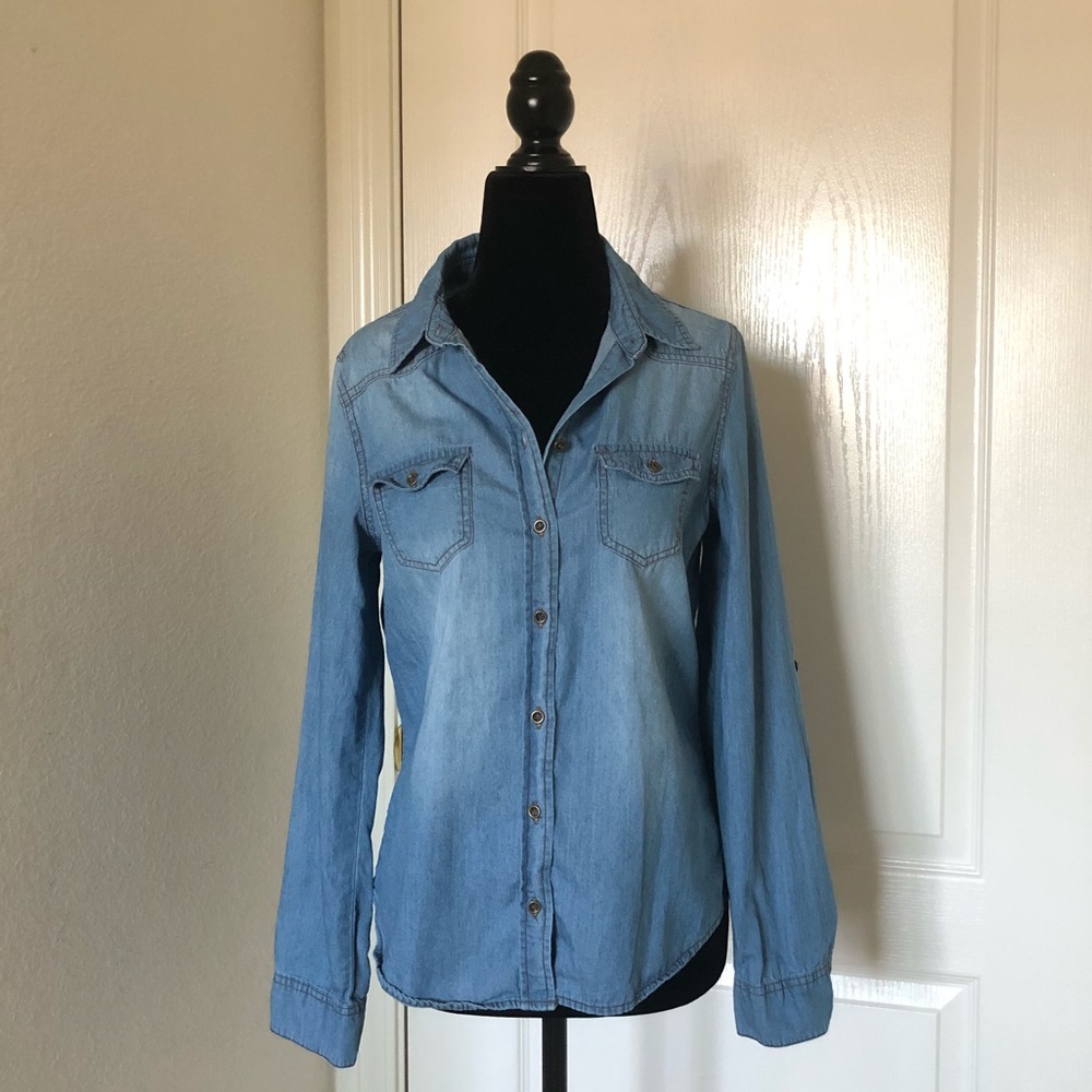 Chambray Button Up